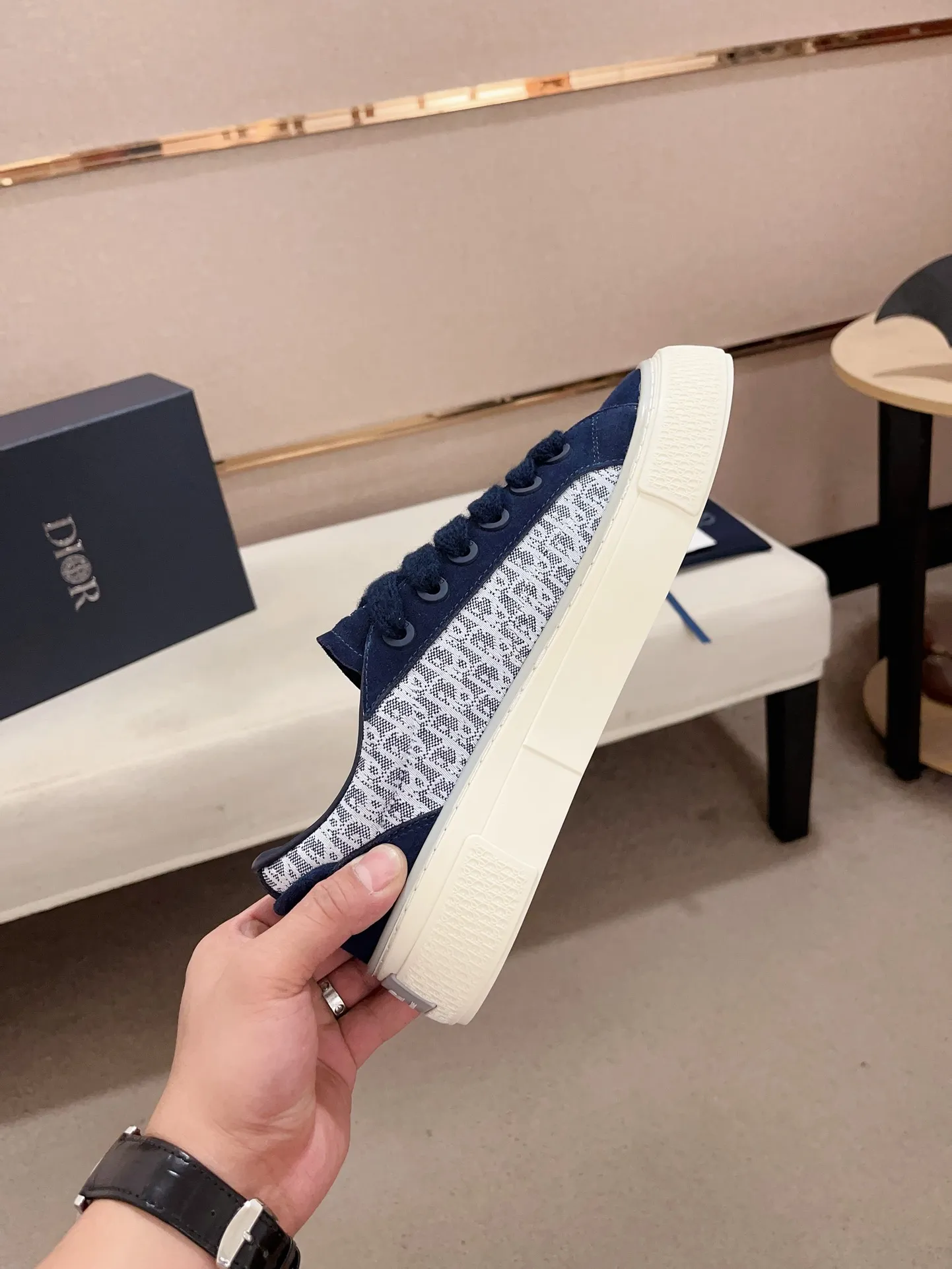 Men's shoes 💰: 640💰[Dior·Dior] Top 🔍Couple model💏🔍New casual sports style couple shoes, new four-season design, perfect workmanship, lace-up lazy style to create wardrobe quality, upper: imported first-layer cowhide, sheepskin lining is soft and comfortable, ultra-light TPU wear-resistant outsole, simple, versatile fashion men's shoes, excellent color code number 35--44